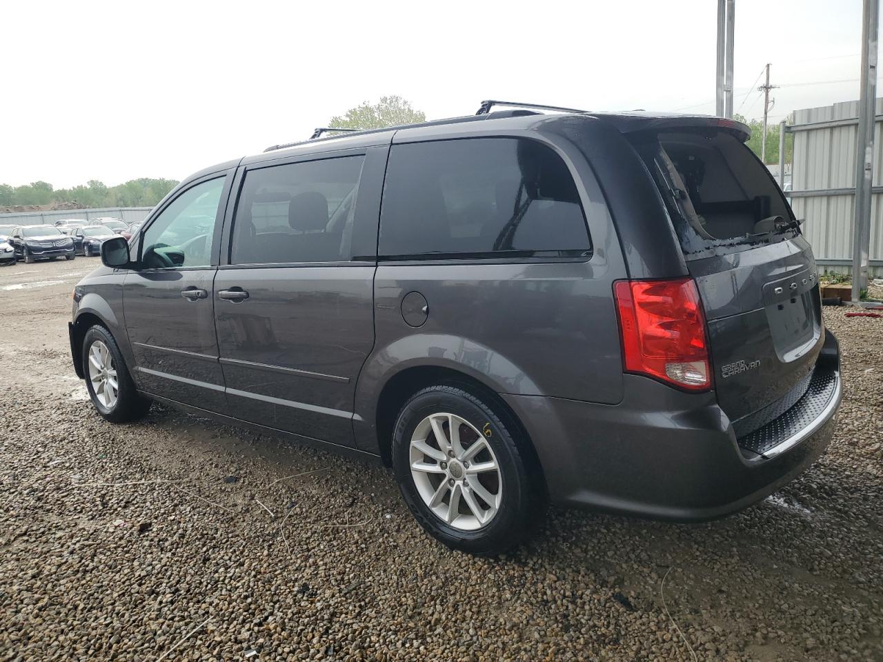 2016 Dodge Caravan - Image 2