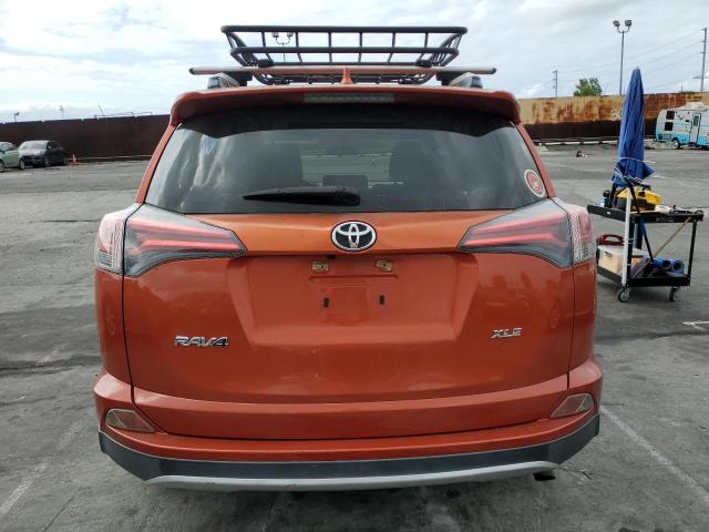  TOYOTA RAV4 2016 Оранжевый