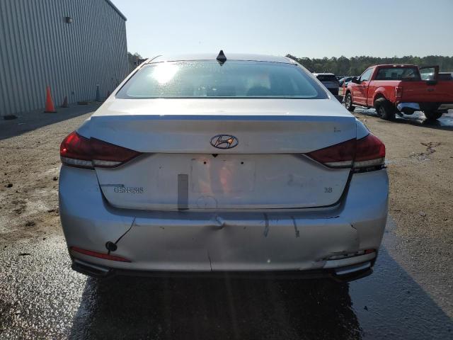  HYUNDAI GENESIS 2015 Серебристый