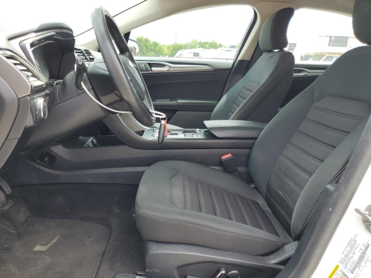 2019 Ford Fusion Se VIN: 3FA6P0LU3KR285113 Lot: 54025905