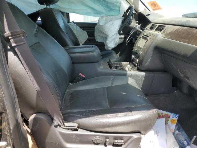 Parquets GMC YUKON 2013 Czarny