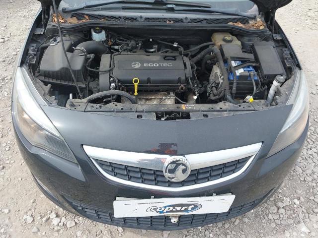 2011 VAUXHALL ASTRA SRI
