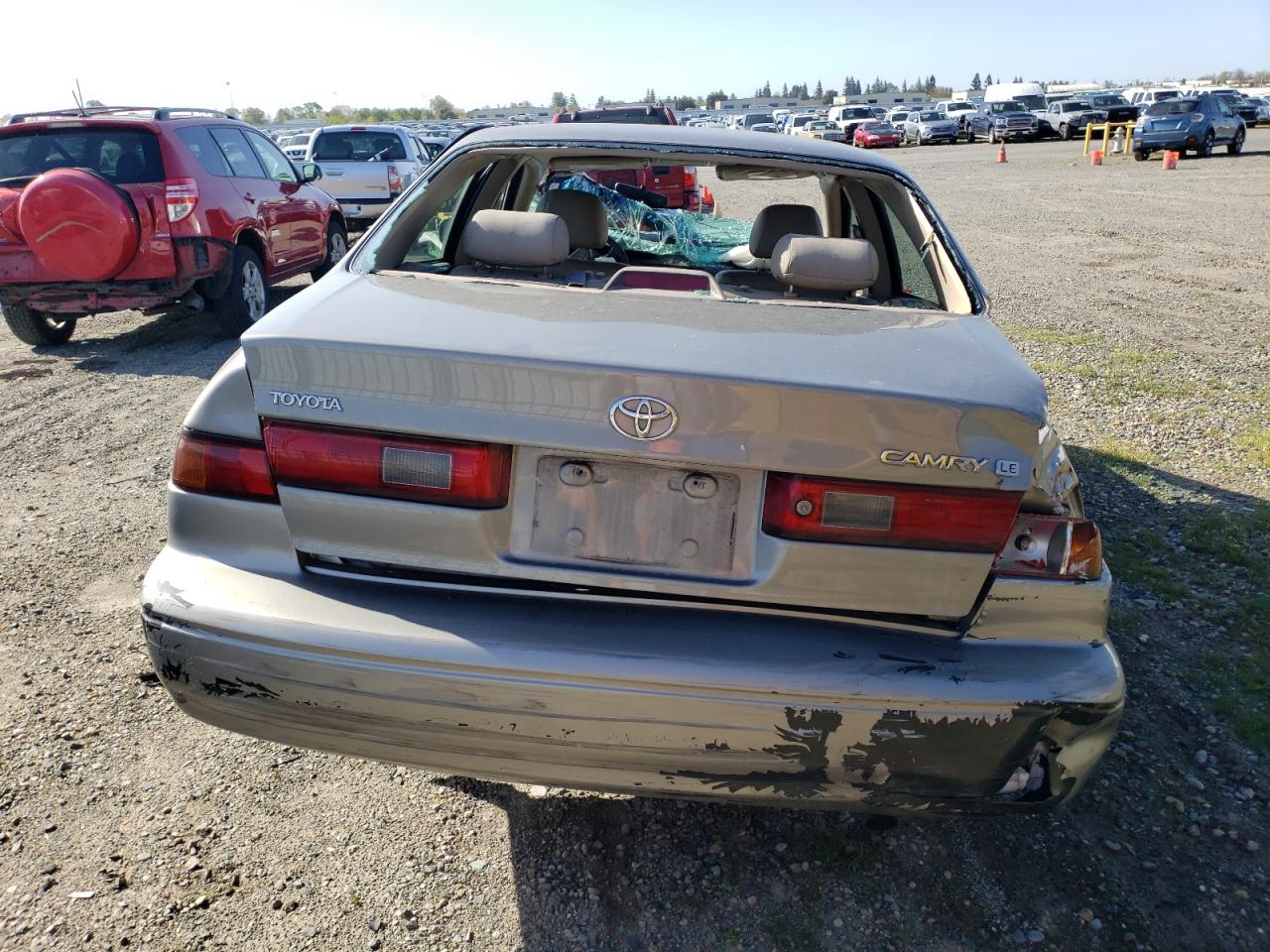 1999 Toyota Camry Le VIN: JT2BF22K2X0214332 Lot: 51852685