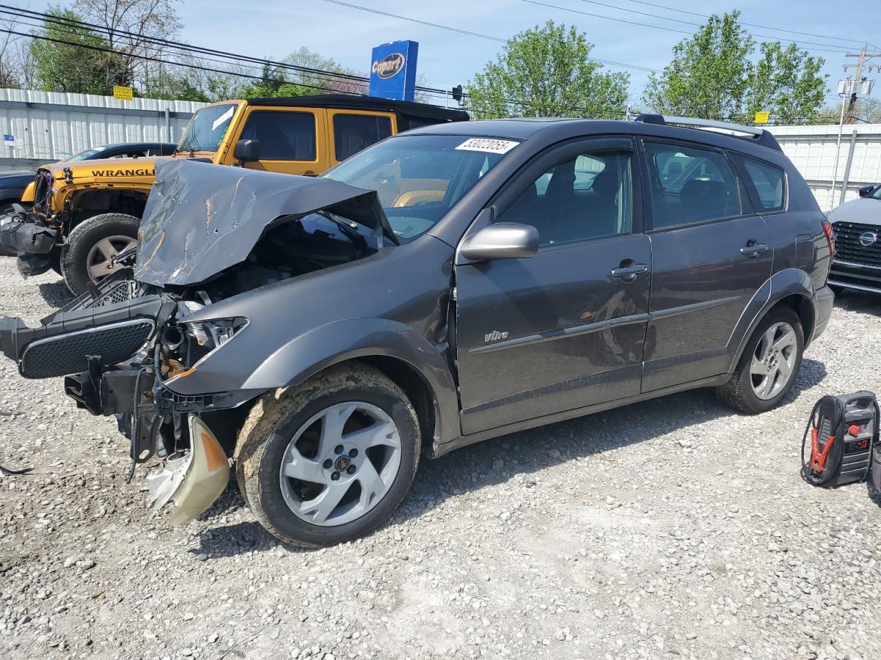 2005 Pontiac Vibe for Sale in Walton, KY - Front End