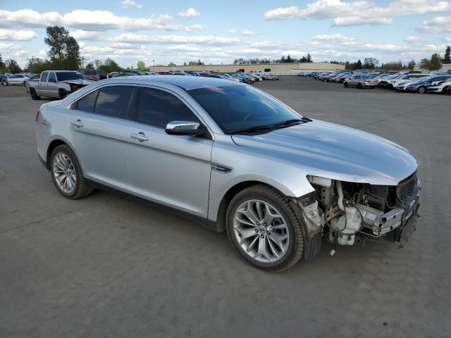  FORD TAURUS 2015 Srebrny