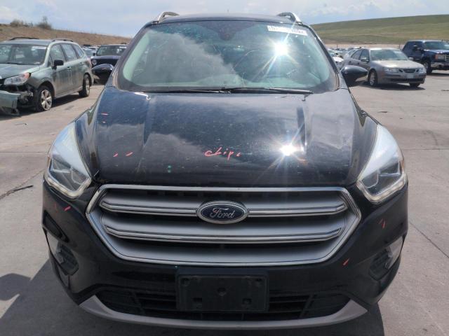  FORD ESCAPE 2017 Czarny