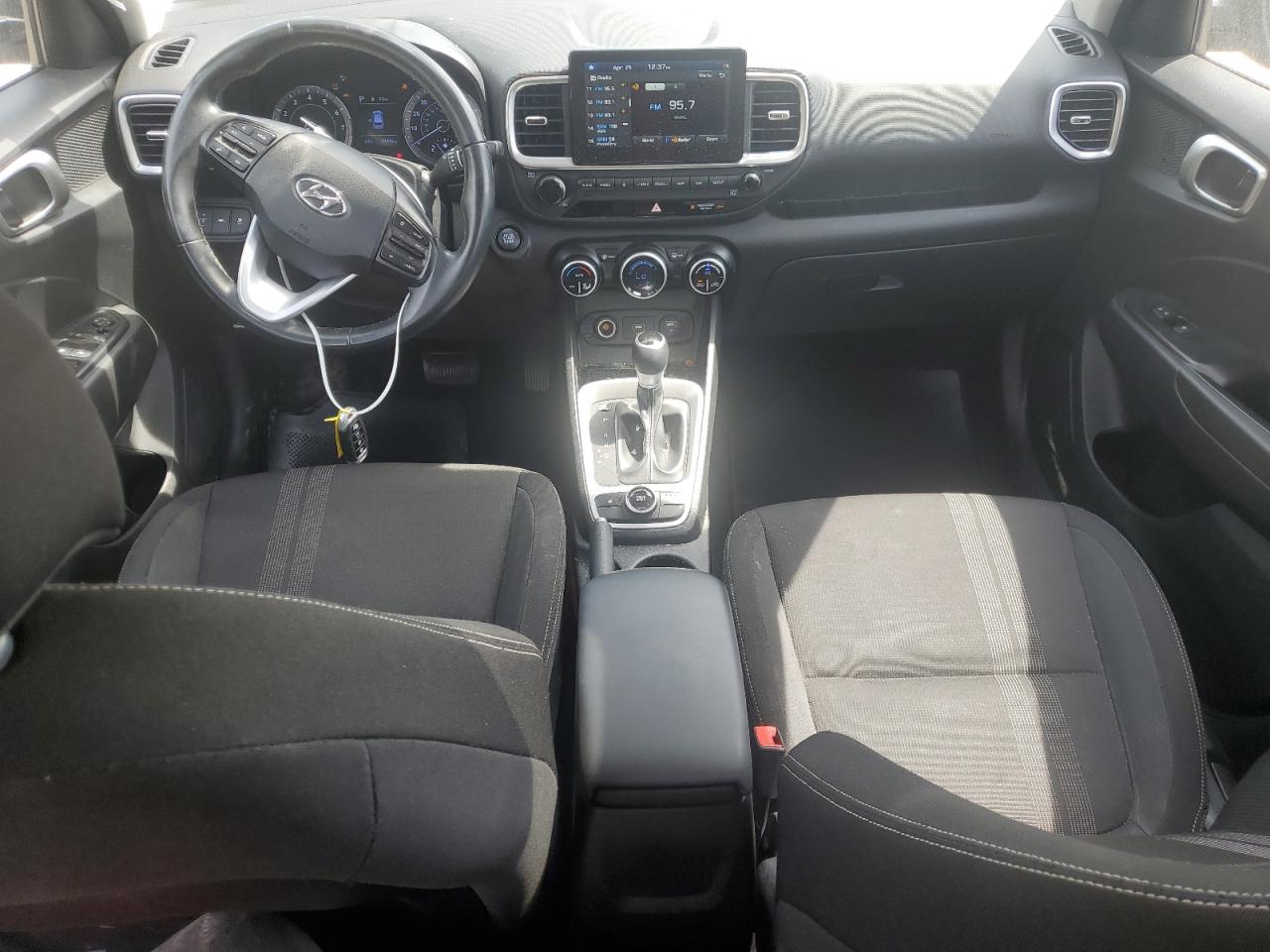 2020 Hyundai Venue Sel VIN: KMHRC8A38LU028742 Lot: 54425075