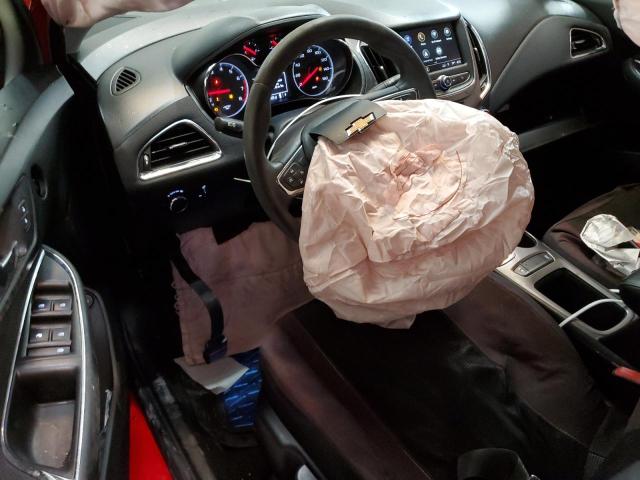  CHEVROLET CRUZE 2019 Czerwony