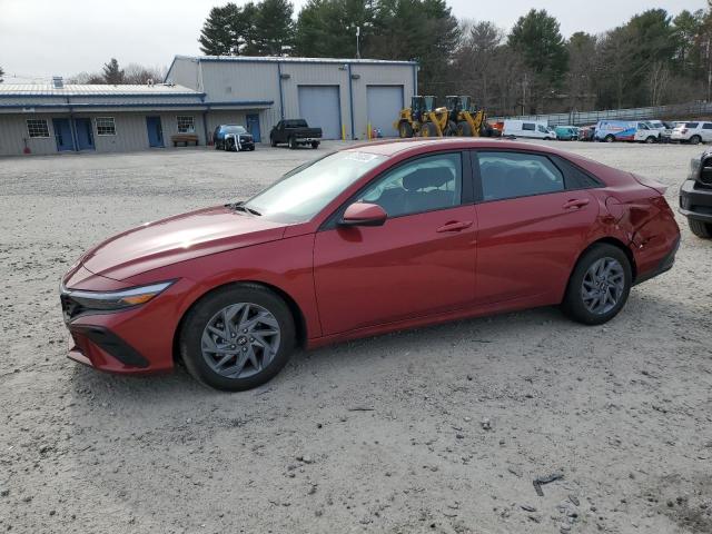  HYUNDAI ELANTRA 2024 Красный