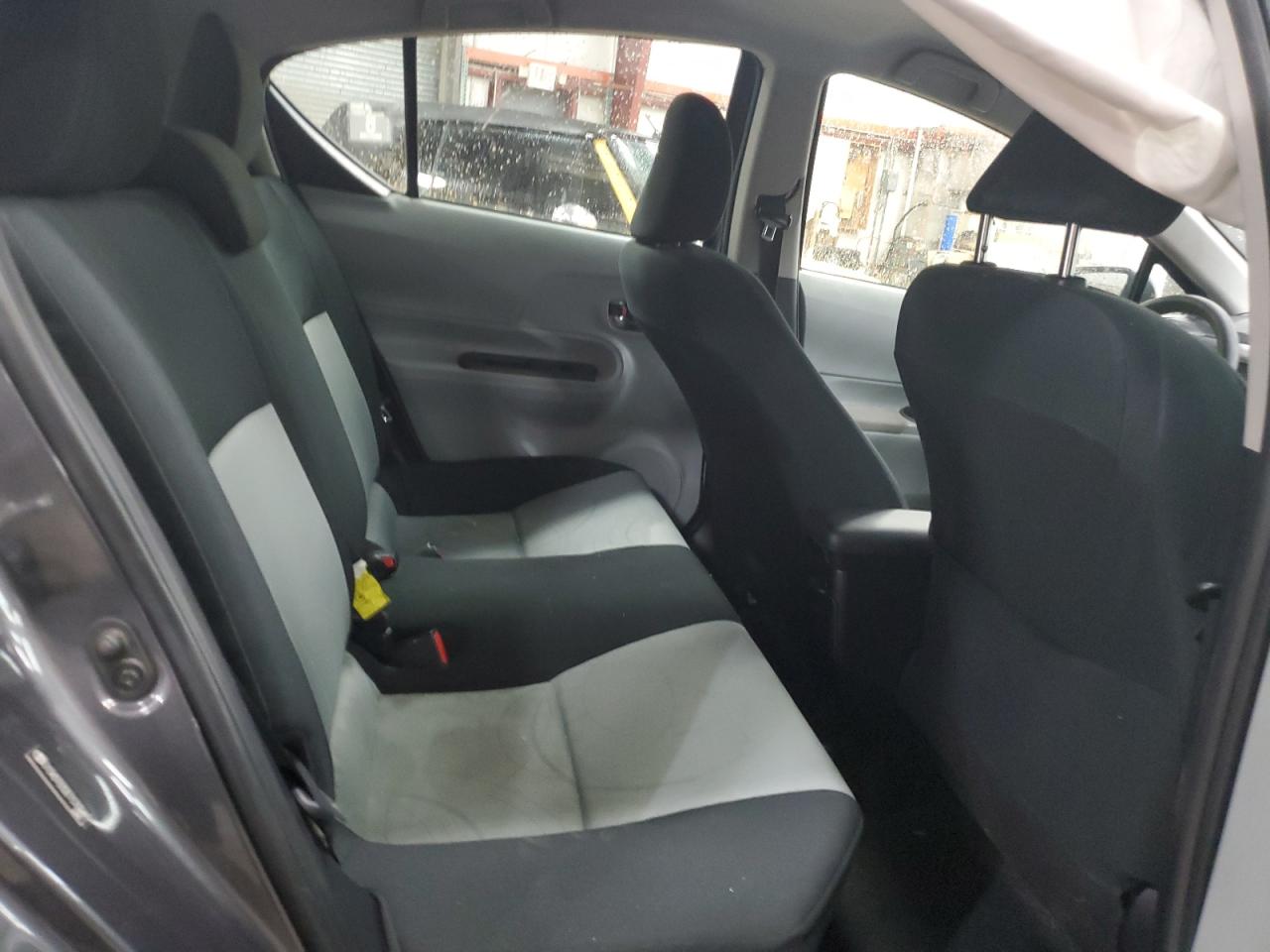 2014 Toyota Prius C VIN: JTDKDTB32E1570041 Lot: 52148345