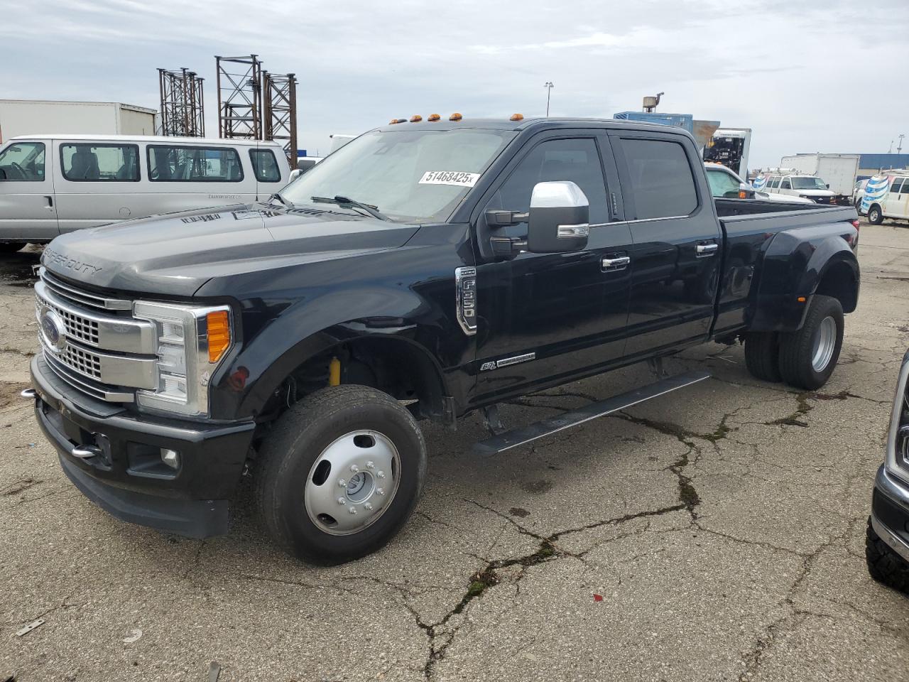 2018 Ford F350 Super Duty for Sale in Woodhaven, MI - Minor Dent/Scratches