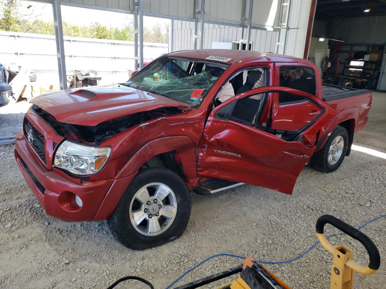 2011 Toyota Tacoma Double Cab للبيع في Rogersville، MO - Side