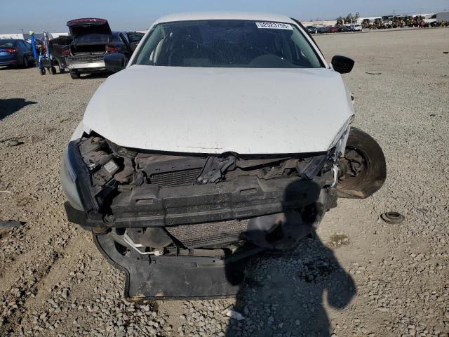  VOLKSWAGEN JETTA 2014 Белый