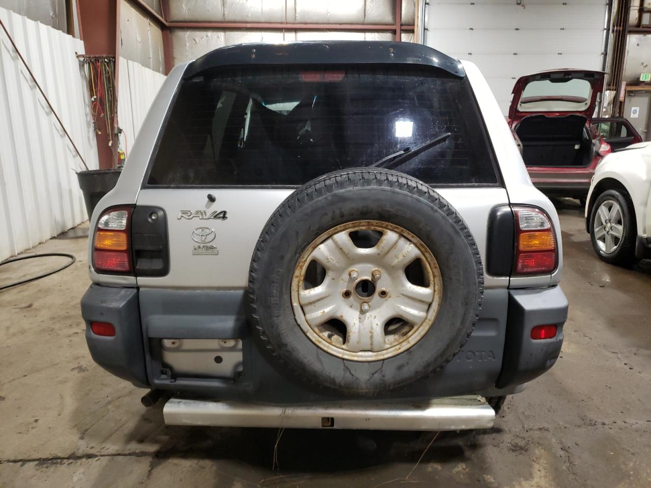 1998 Toyota Rav4 VIN: JT3HP10VXW7075633 Lot: 52632125