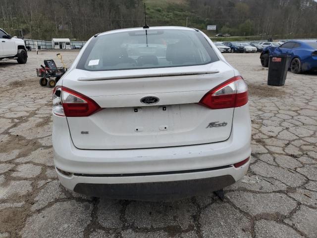 Sedans FORD FIESTA 2016 White
