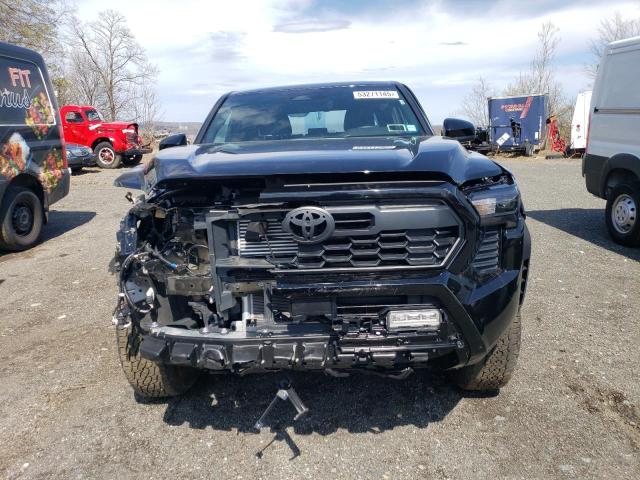 TOYOTA TACOMA 2024 Czarny