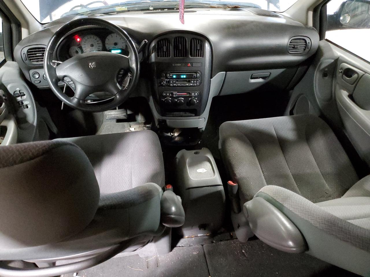 2005 Dodge Grand Caravan Sxt VIN: 2D4GP44L65R581025 Lot: 52443995