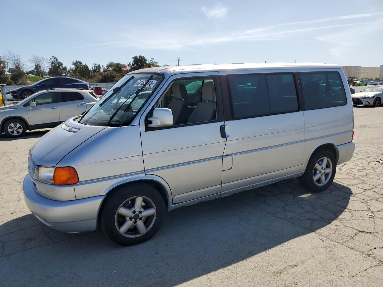 2002 Volkswagen Eurovan Mv for Sale in Martinez, CA - Side