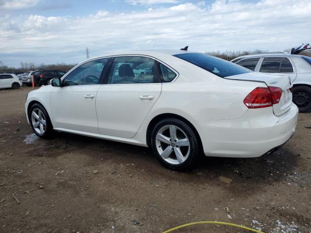  VOLKSWAGEN PASSAT 2015 Білий