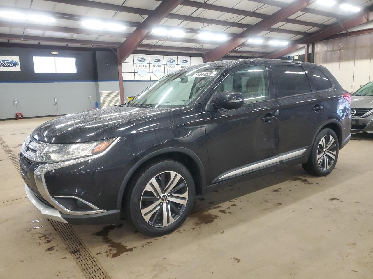 2017 Mitsubishi Outlander Se na sprzedaż w East Granby, CT - Side
