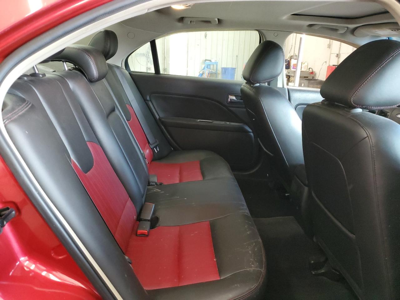 3FAHP0DC1BR133040 2011 Ford Fusion Sport