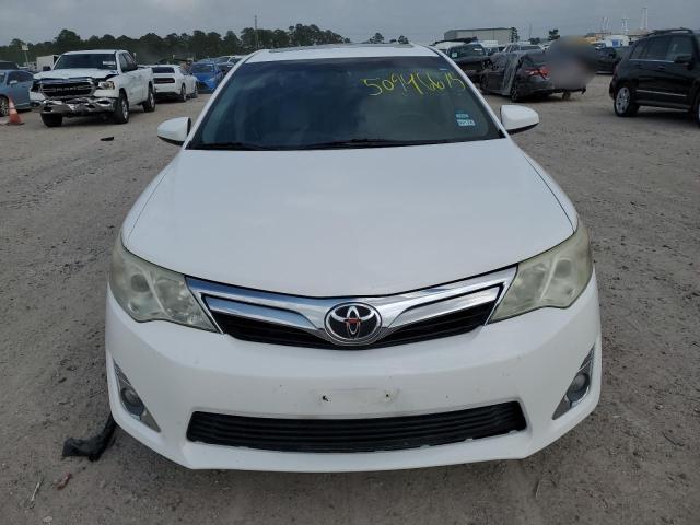  TOYOTA CAMRY 2014 Biały