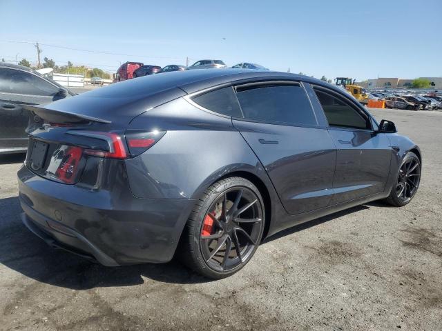  TESLA MODEL 3 2024 Серый