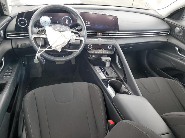  HYUNDAI ELANTRA 2023 Белы