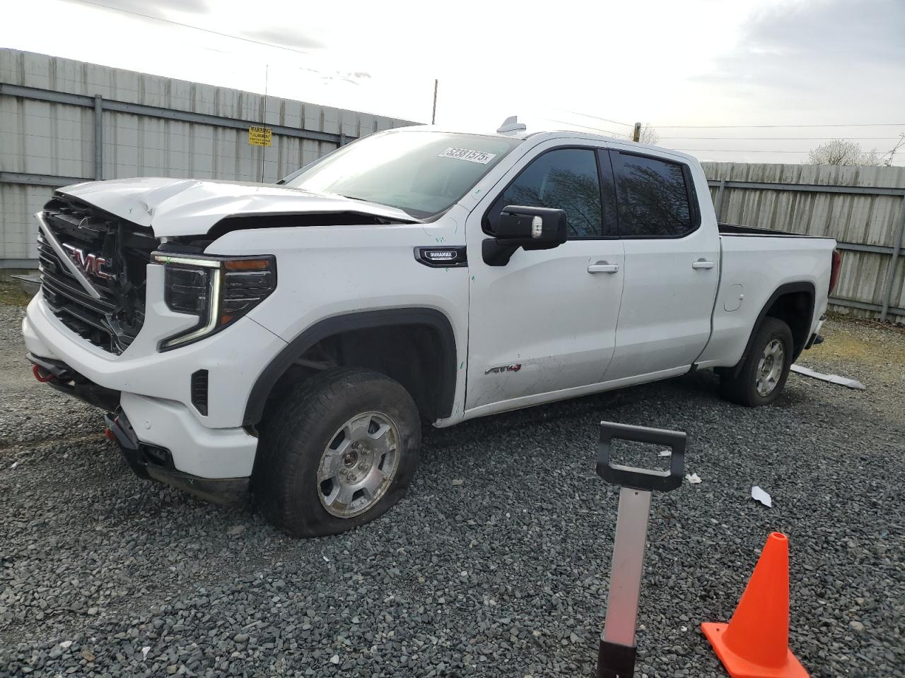 Arlington, WA에서 판매 중인 2023 Gmc Sierra K1500 At4 - Front End
