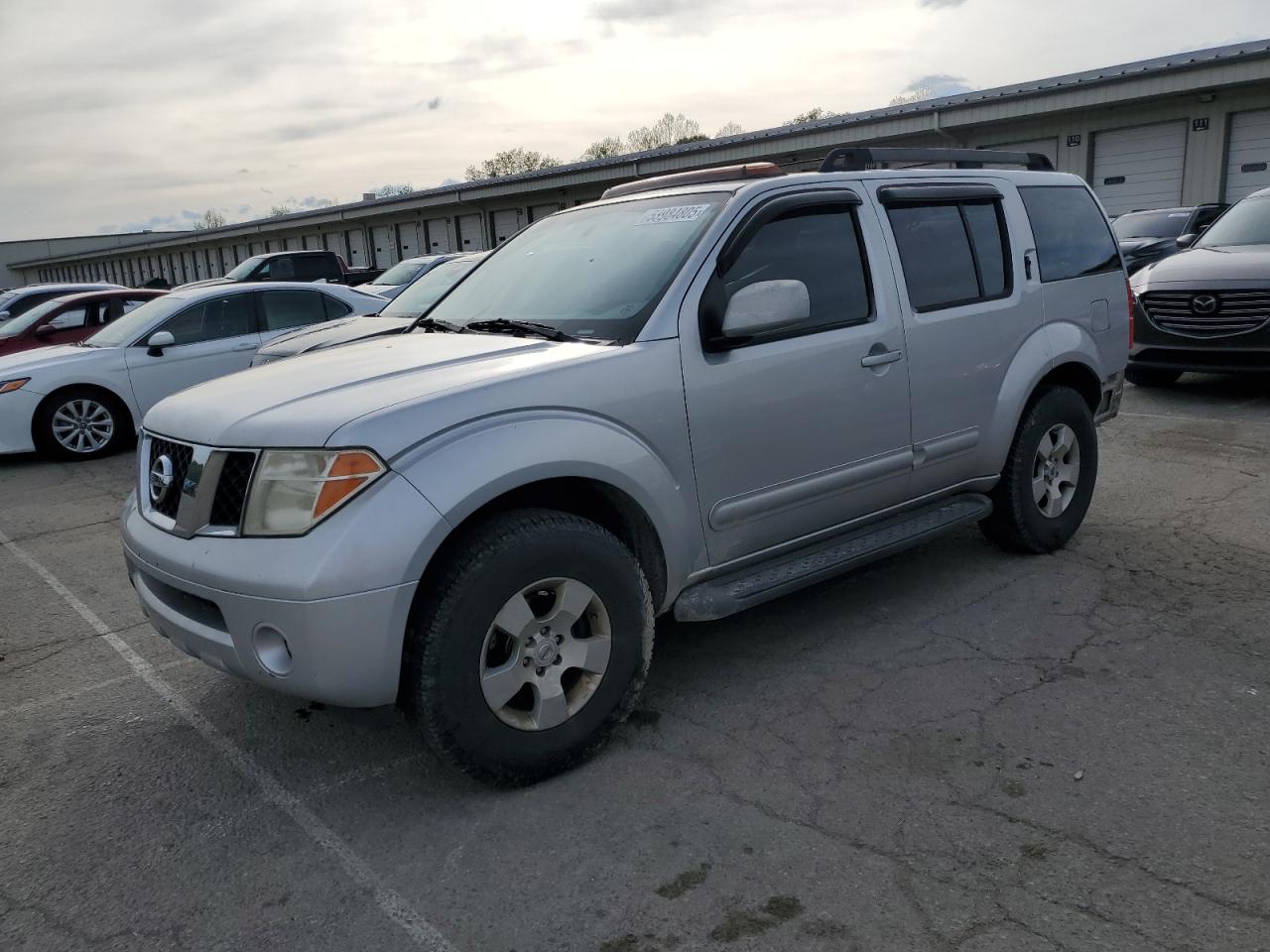 2006 Nissan Pathfinder Le for Sale in Louisville, KY - Rear End