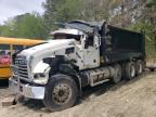 2018 Mack Gu713 Dump Truck de vânzare în Seaford, DE - Rollover