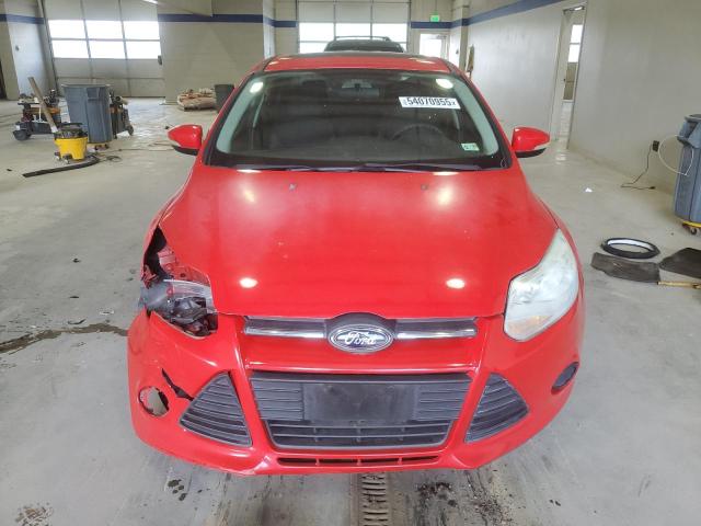  FORD FOCUS 2014 Красный