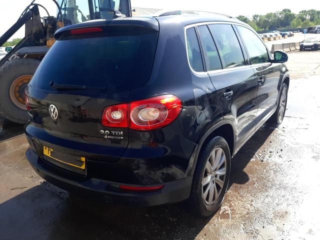 2011 VOLKSWAGEN TIGUAN MAT