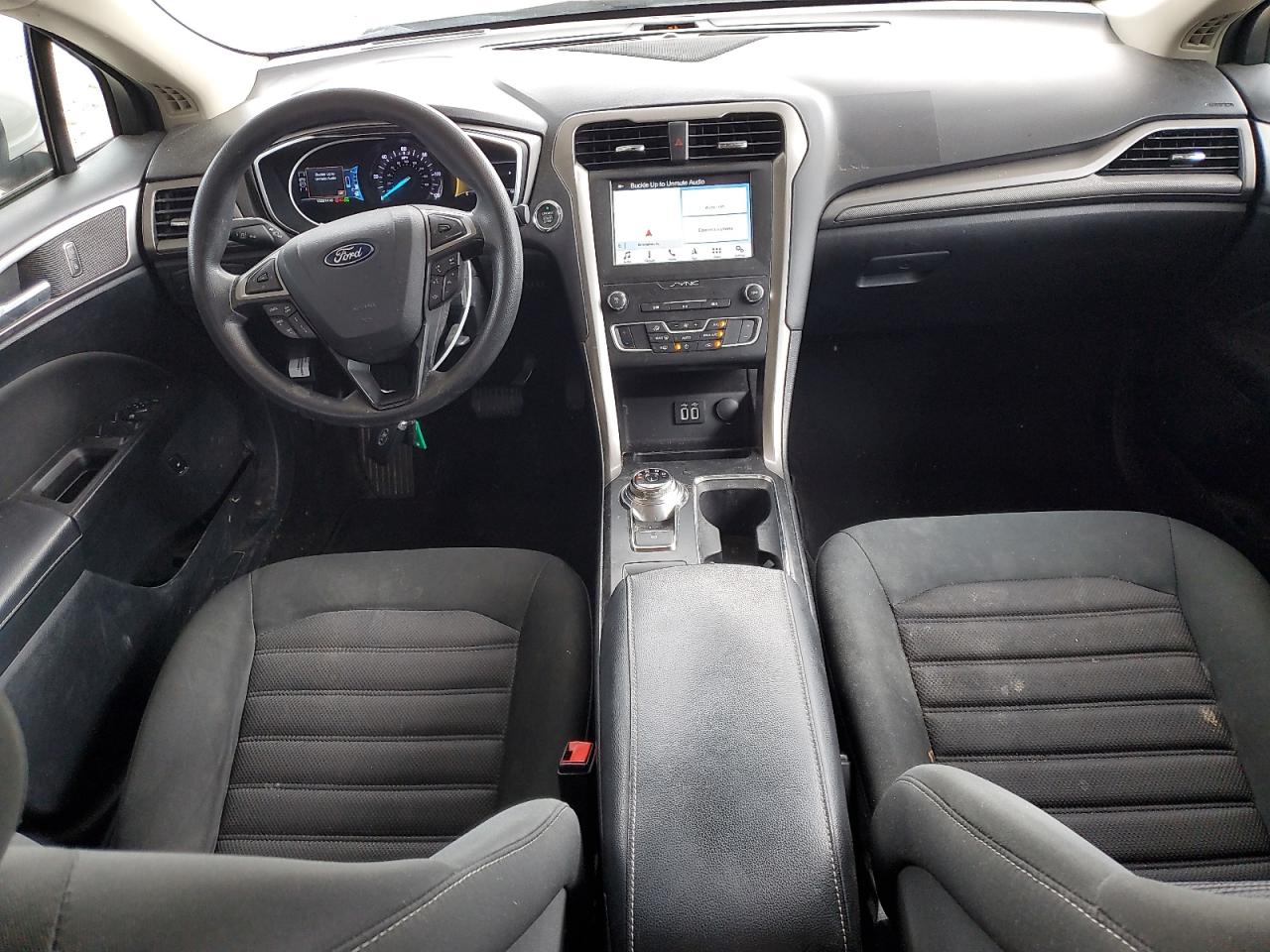 2019 Ford Fusion Se VIN: 3FA6P0LU1KR124842 Lot: 54038705