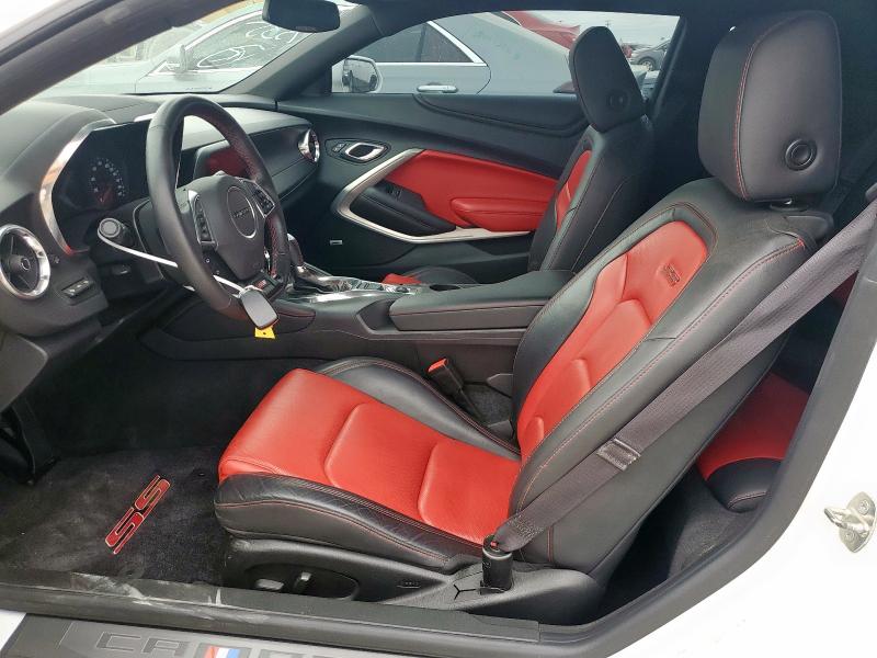 Купе CHEVROLET CAMARO 2016 Белый