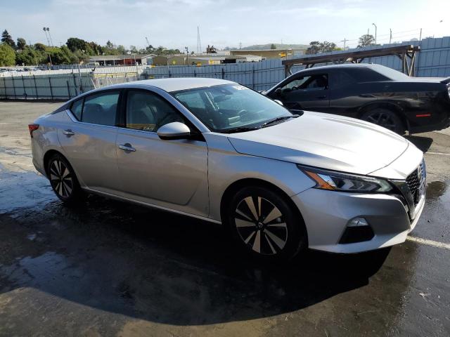  NISSAN ALTIMA 2022 Srebrny