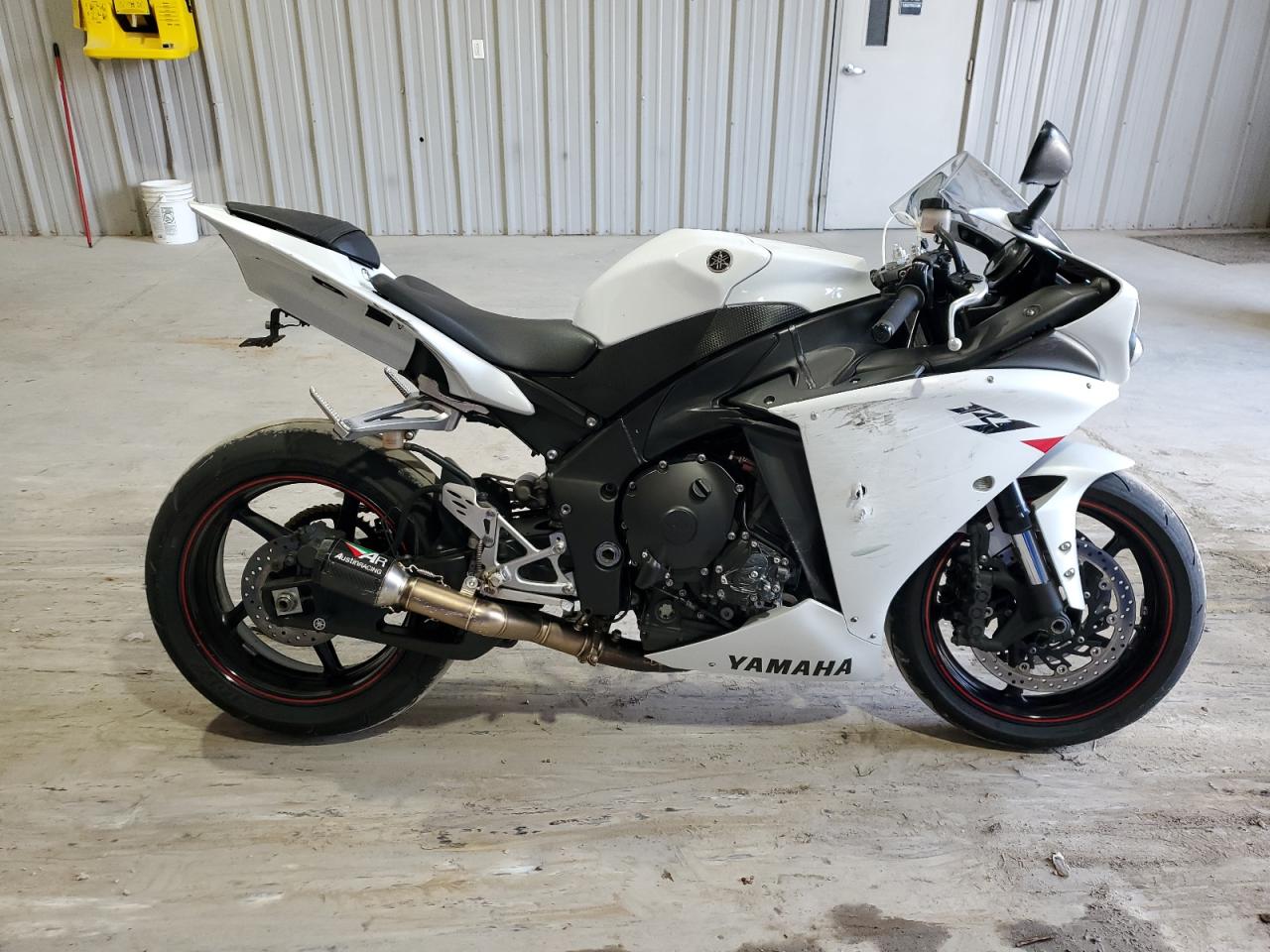 2010 Yamaha Yzfr1 for Sale in Hurricane, WV - All Over