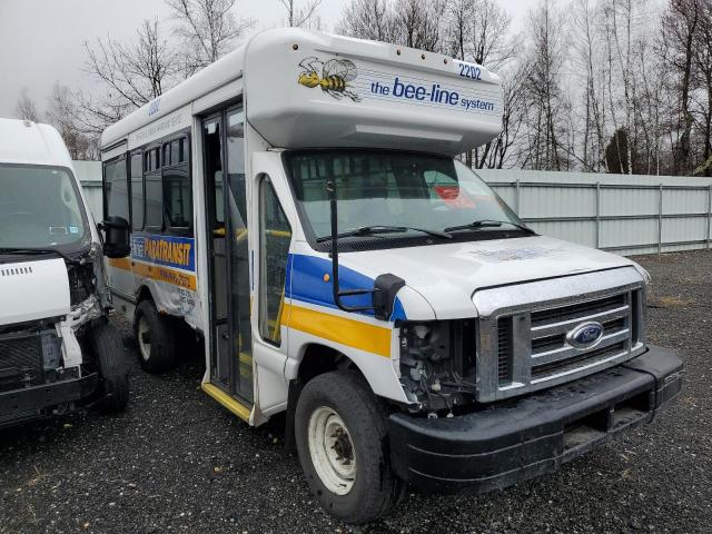 2022 Ford Econoline E350 Super Duty Cutaway Van