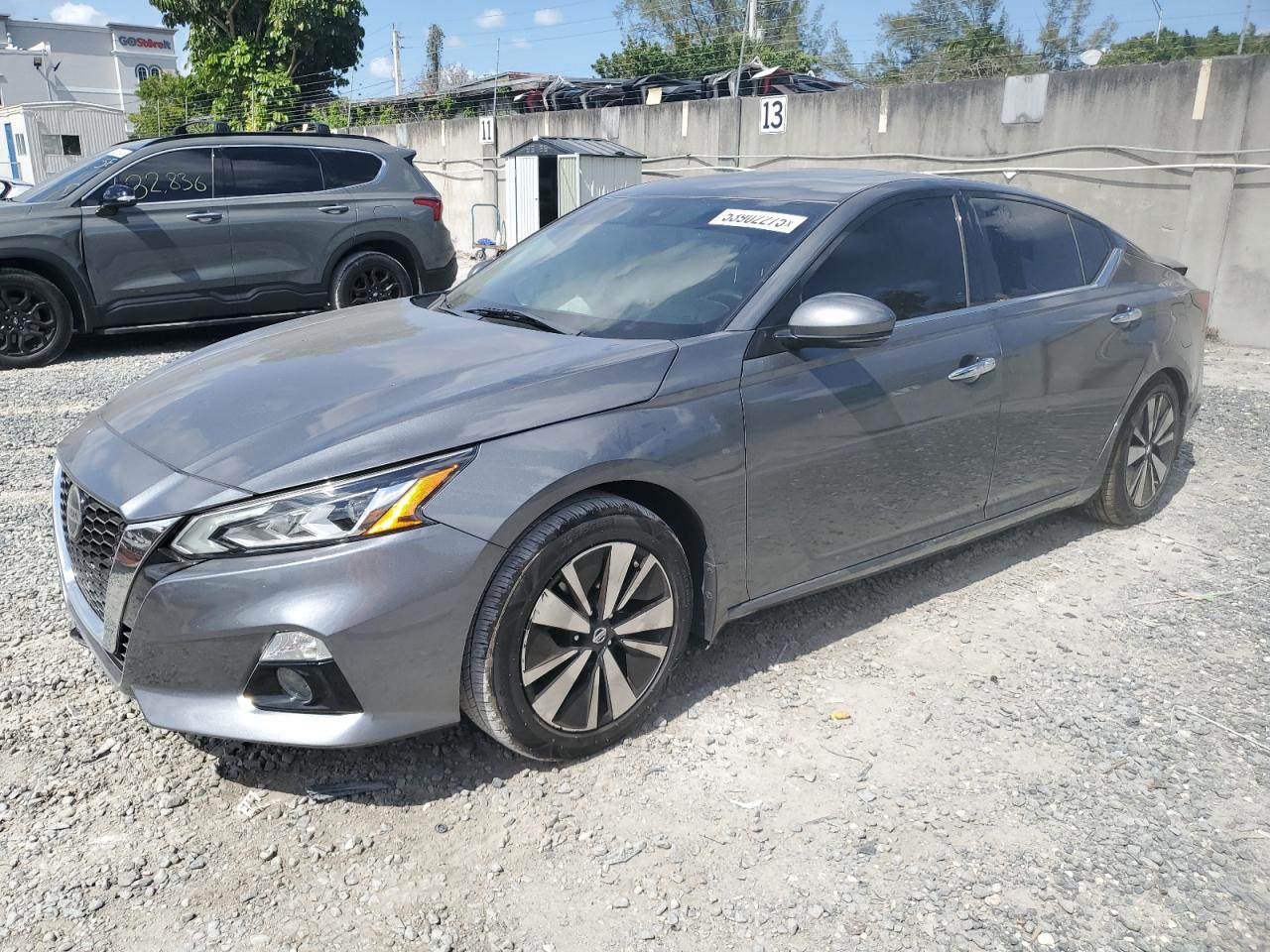 2019 Nissan Altima Sl zu verkaufen in Opa Locka, FL - Side