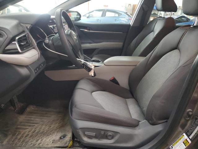  TOYOTA CAMRY 2019 Srebrny