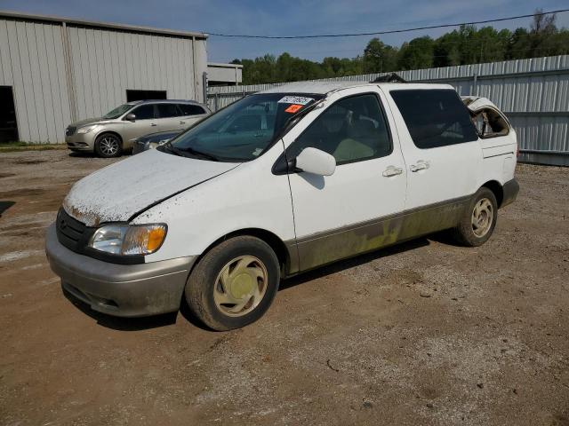 2002 Toyota Sienna Le