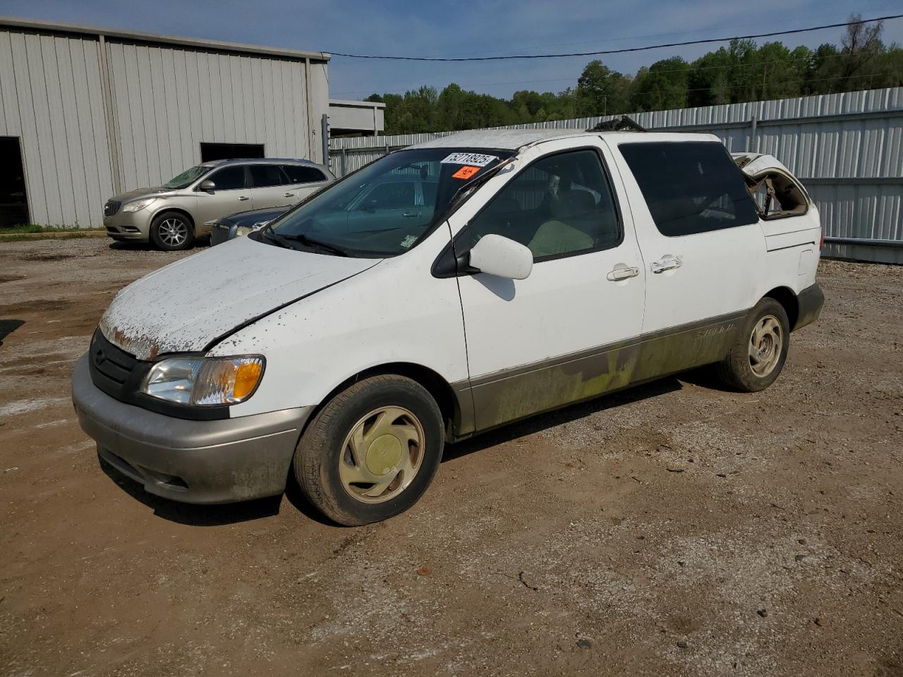 2002 Toyota Sienna Le for Sale in Grenada, MS - Top/Roof
