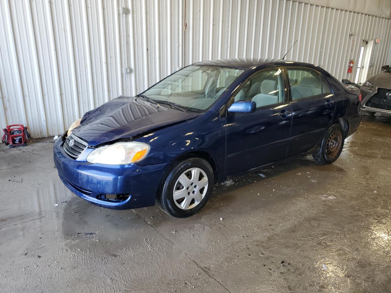 2005 Toyota Corolla Ce na sprzedaż w Franklin, WI - Front End