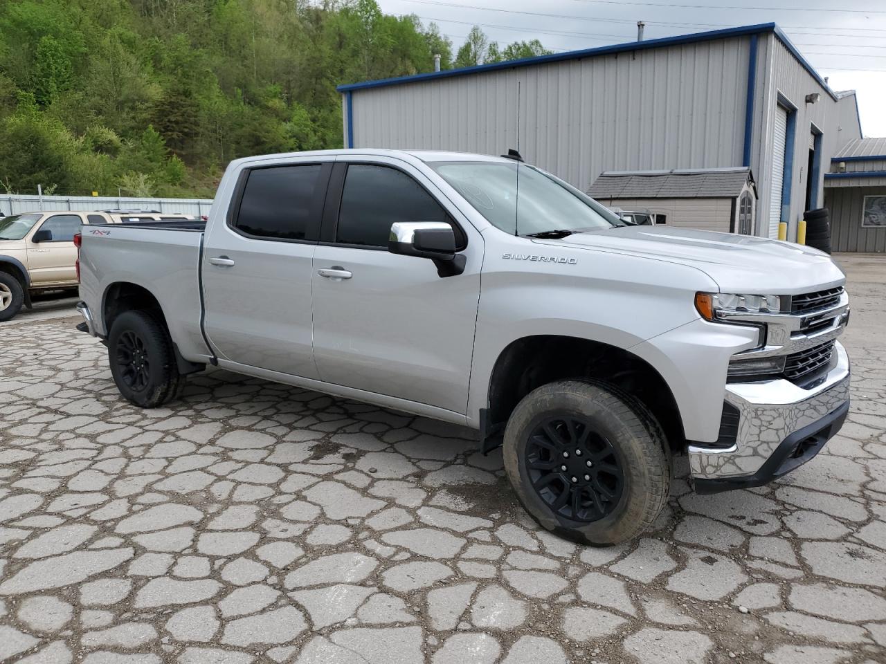 2020 Chevrolet Silverado - Image 4