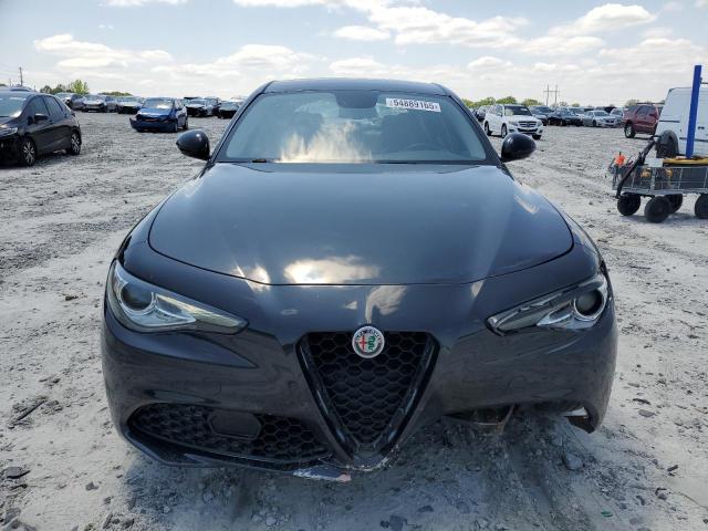  ALFA ROMEO GIULIA 2018 Czarny