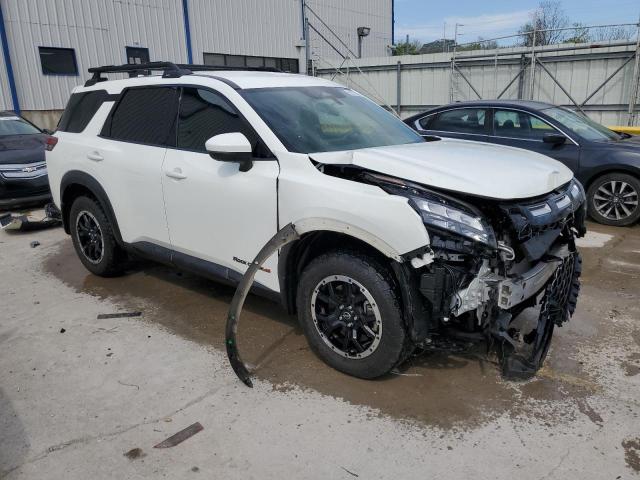  NISSAN PATHFINDER 2024 White