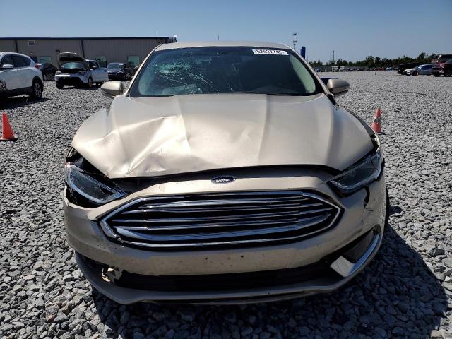  FORD FUSION 2018 Кремовый