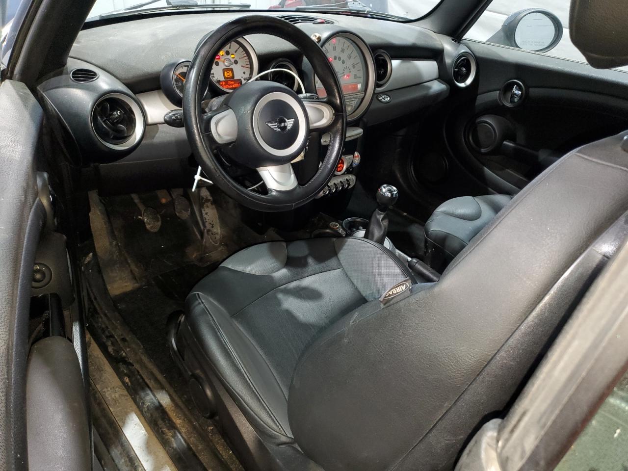 2009 Mini Cooper VIN: WMWMR335X9TJ93685 Lot: 50899755