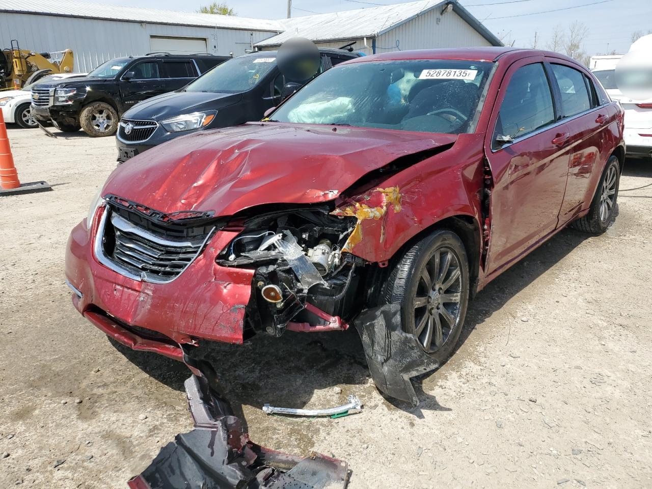 Pekin, IL에서 판매 중인 2011 Chrysler 200 Touring - Front End