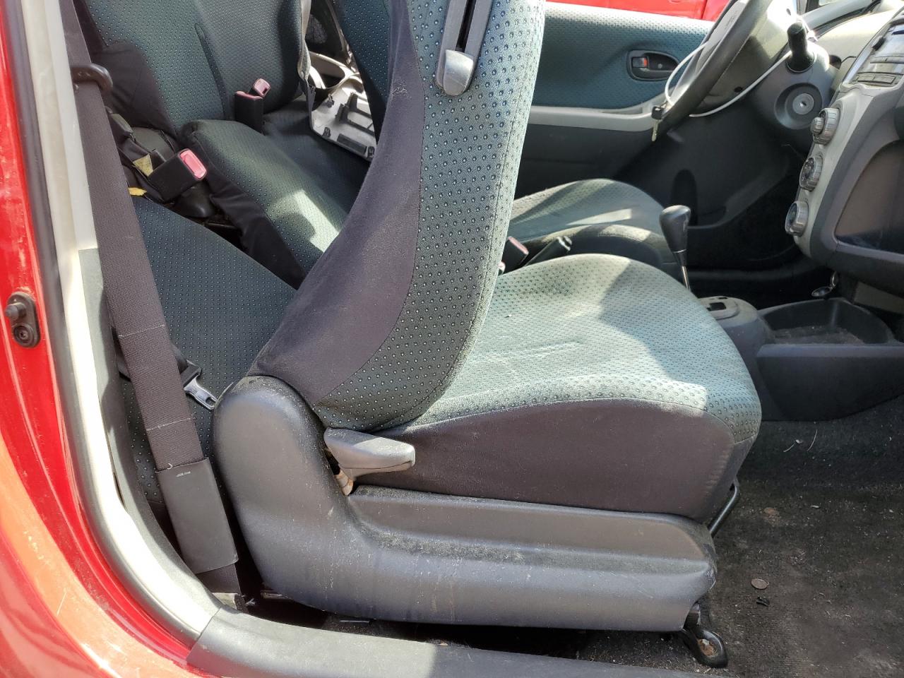 2008 Toyota Yaris VIN: JTDJT923485207352 Lot: 54199265